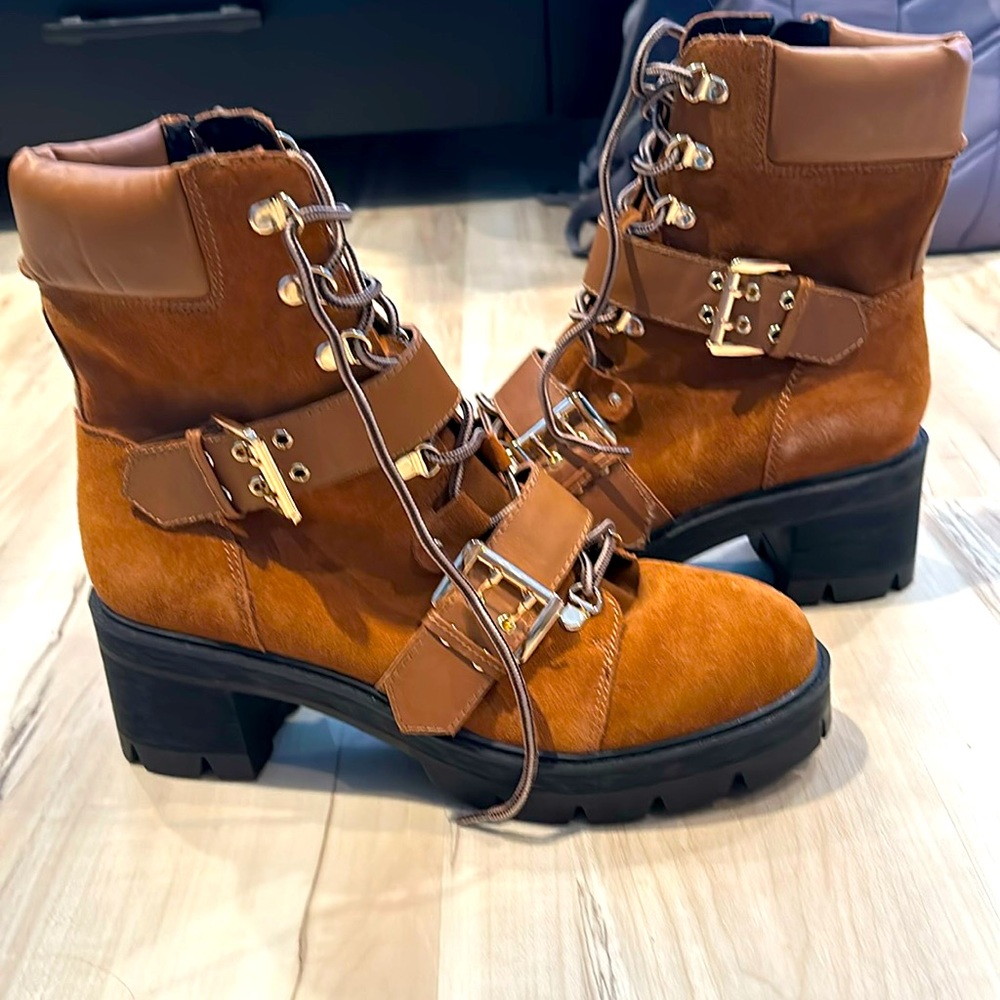 AQUA Brown Booties NWOT